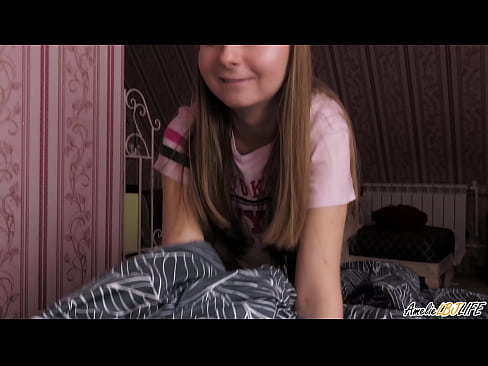 ❤️ Blondie souse BFF li a pwofondman epi li pran kom nan bouch li ❤️ Fucking nan ht.pornogroupp.ru ﹏